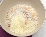 Parmezános csirkefalatkák recept fázis 2 fotója