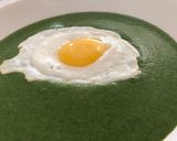Spenótfőzelék recept tükörtojással (Parajfőzelék) recept fázis 8 fotója