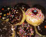Foto langkah ke 10 dari resep Donat enak, empuk, super praktis.
