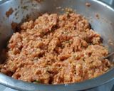 A picture of step 4 of Kimchi Mandu (Korean Kimchi Dumplings) 김치만두.