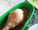 Foto del paso 5 de la receta: Piernas de pollo apanadas jugosas 🐔 🥖