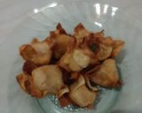 Foto langkah ke 4 dari resep Cilok pangsit goreng.