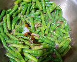 Foto langkah ke 3 dari resep Tumis Kacang Panjang.
