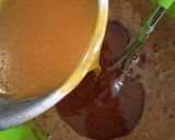 Foto langkah ke 3 dari resep Bolu Sarang Semut / Bolu Karamel.