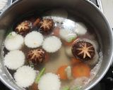 รูปขั้นตอนการทำที่ 2 ของ ต้มจืดไข่น้ำเต้าหู้