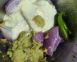 A picture of step 1 of Chicken Kosha.