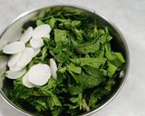 A picture of step 1 of Mooli Ki Bhaji.
