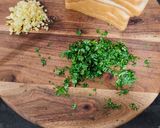 ચીઝ કોર્ન ગાર્લીક બ્રેડ (Cheese Corn Garlic Bread Recipe in Gujarati) રેસીપી સ્ટેપ1ફોટો