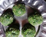 A picture of step 2 of Spinach kofta curry.