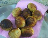 A picture of step 13 of Veg  rice  with soya paneer ball.