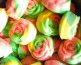 Foto langkah ke 10 dari resep Bolu kukus mawar WoW.