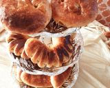 صورة لخطوة 10 من وصفة خبيزات بحشوة الدجاج والخضار 😋😋