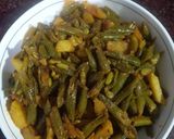 A picture of step 4 of Aloo Beans.