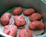 Foto langkah ke 6 dari resep Bakpao Naga Isi Ubi Ungu.