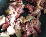 Hình bước làm 1 của món Thịt bò xào dứa/ khóm/thơm