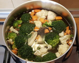 Foto del paso 2 de la receta: Espirales con verduras y huevo 😋