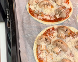Foto del paso 4 de la receta: Mini pizzas calavera