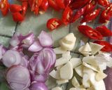 Foto langkah ke 1 dari resep Gising Gising (Kacang Panjang Masak Santan Ala Filipina).