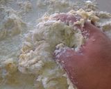 Foto del paso 5 de la receta: Bollitos rellenos de queso
