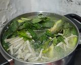 Foto langkah ke 2 dari resep Sayur bobor rebung & bayam.