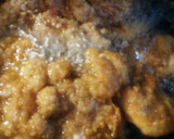 Foto del paso 3 de la receta: Pollo estilo Americano con espagueti rojo con salchicha