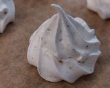 Une image de l'étape 4 de Meringue suisse au thé chocolaté.