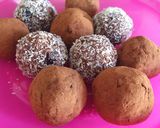 Foto del paso 2 de la receta: Trufas especiales con Chocolinas 😋