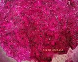 Foto langkah ke 1 dari resep Homemade Dragon Fruit Ice Cream.