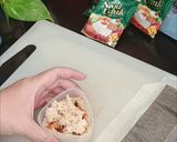 Foto langkah ke 2 dari resep Onigiri Nasi Uduk.