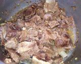 A picture of step 2 of بیف کڑاہی.