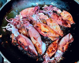 Foto del paso 10 de la receta: Chipirones en salsa caprichosa y algunas cositas más