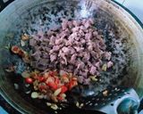Foto langkah ke 2 dari resep Oseng Daging Sapi.