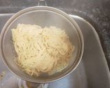A picture of step 2 of Veg Noodles.