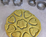 A picture of step 9 of Avocado Biscuits.