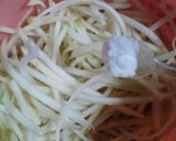 Foto langkah ke 2 dari resep Tumis pepaya muda krecek.