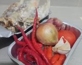 Foto langkah ke 1 dari resep Tumis Ikan Asin bumbu iris.