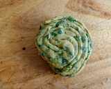 A picture of step 5 of Bathua Lachcha Paratha.