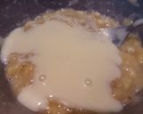 A picture of step 2 of Banana-nuts cakes.