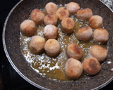 Foto del paso 2 de la receta: Albóndigas de pavo y pollo con zanahoria y guisantes
