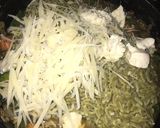 Foto del paso 4 de la receta: Revuelto de verduras y riso de espinaca