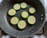 Foto del paso 3 de la receta: Sándwich de requesón con calabacita