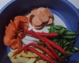 Foto langkah ke 1 dari resep Tumis Sayur Campur² buncis, wortel, babycorn, sosis sederhana.
