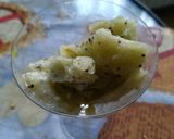 Foto del passaggio 5 della ricetta Gelato al kiwi 🥝