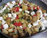 Foto del paso 1 de la receta: Ensalada de ñoquis con verduras asadas y gambas fácil