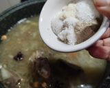 Foto langkah ke 5 dari resep Sup Iga Kacang Merah.