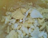 Foto langkah ke 2 dari resep Kentang telur kerupuk kukus.