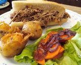 Foto del paso 15 de la receta: Sándwich de Carne desmechada (Philadelphia Steak) con guarnición