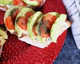 Une image de l'étape 4 de Toasts avocat 🥑 fromage frais œuf au plat😋.