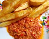 A picture of step 3 of Fried sweet potato with egg sauce.