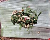 Foto langkah ke 4 dari resep Pepes pindang daun singkong.